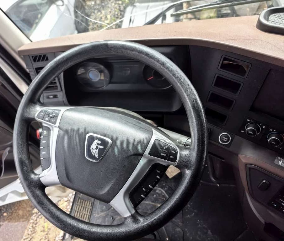 Камаз 54901 4x2 Седельный тягач - 5