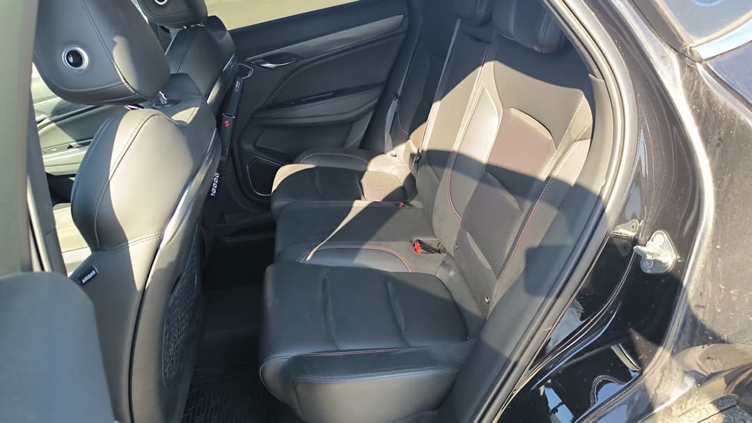 Geely Tugella - 8