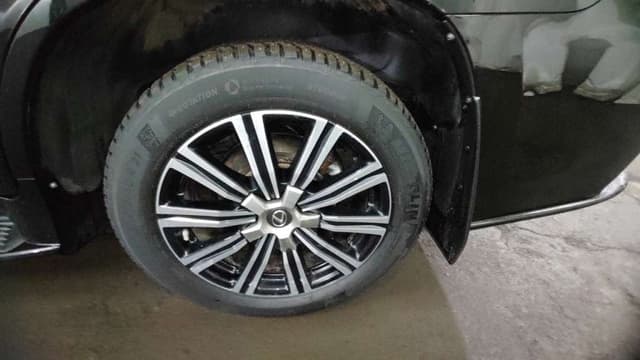Lexus LX 570 - 10