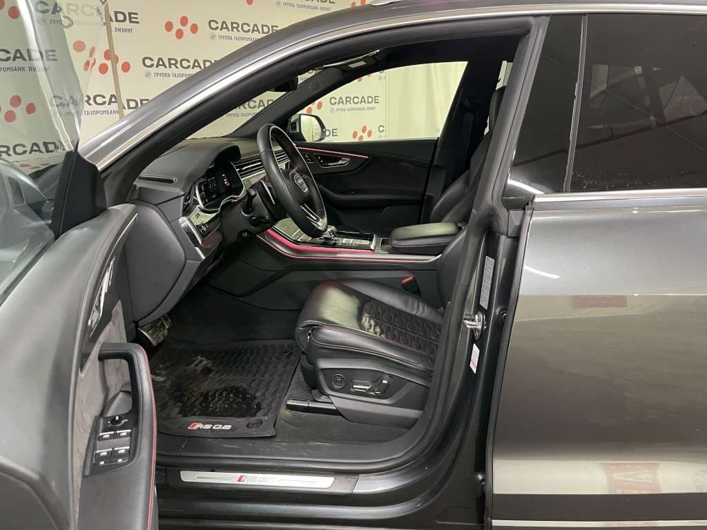 Audi RS Q8 - 6