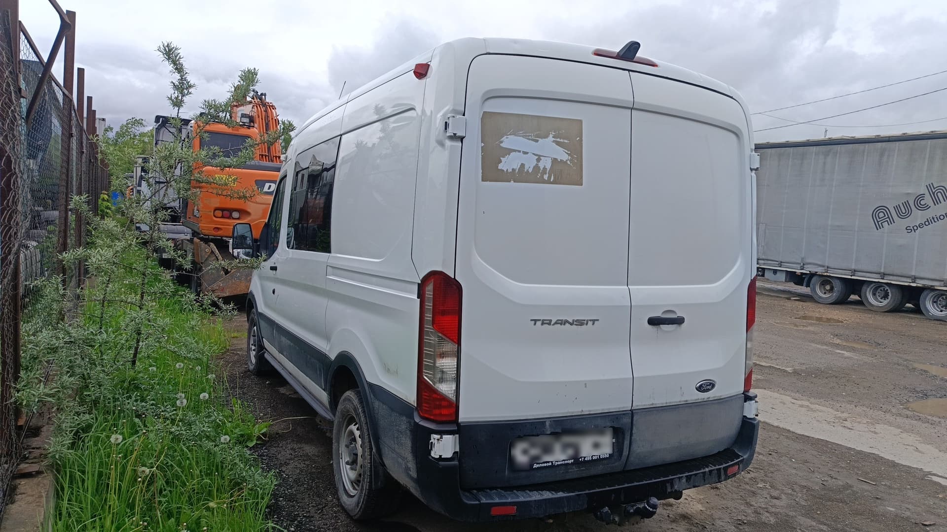 Ст Нижегородец 2327* на базе FORD TRANSIT Грузопассажирский - 4