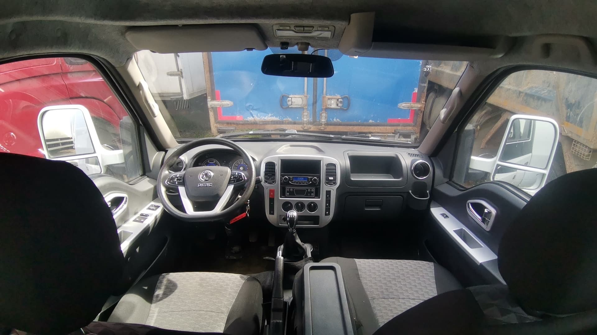 Промышленные Технологии DNGF* на шасси Dongfeng Captain-T 4x2 Изотермический/рефрижератор - 5