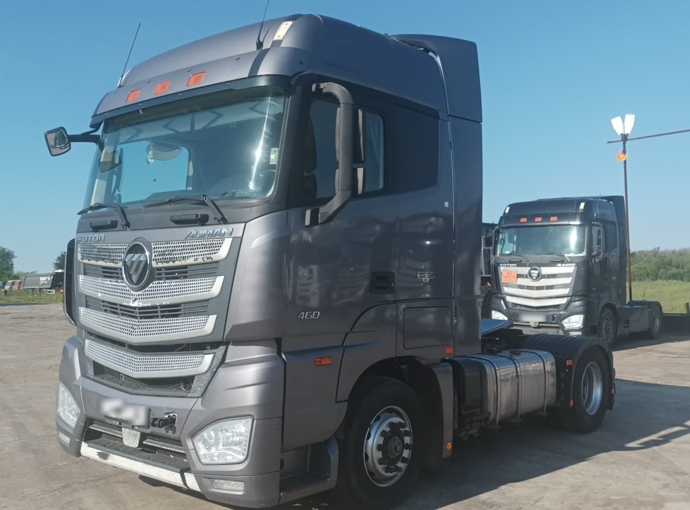 Foton AUMAN 4x2 Седельный тягач - 1