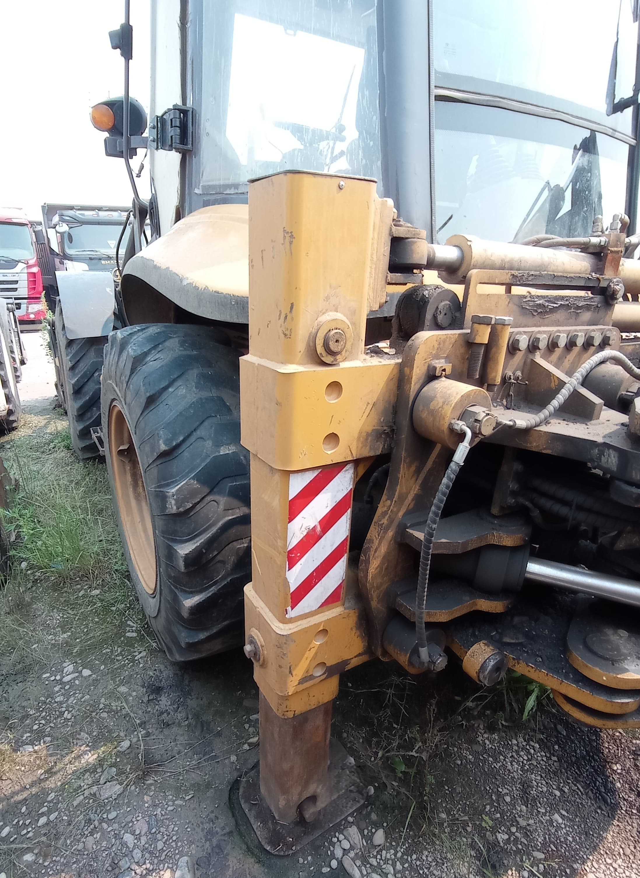 Yugong 488* Экскаватор-погрузчик - 3