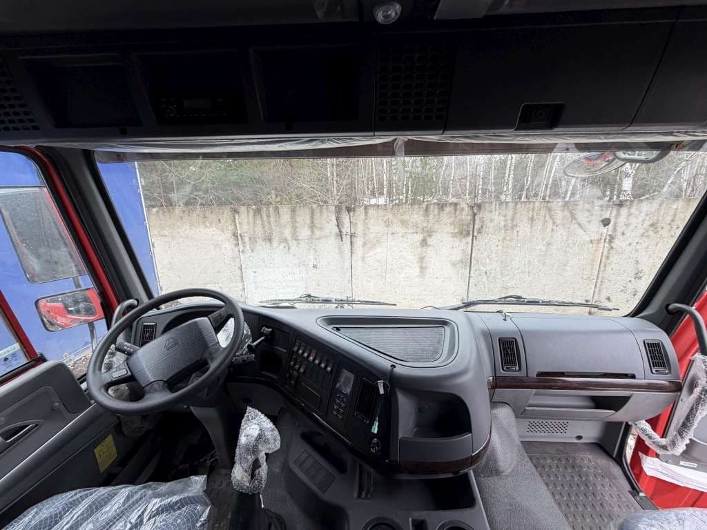 Howo ZZ* 8x4 Самосвал - 5