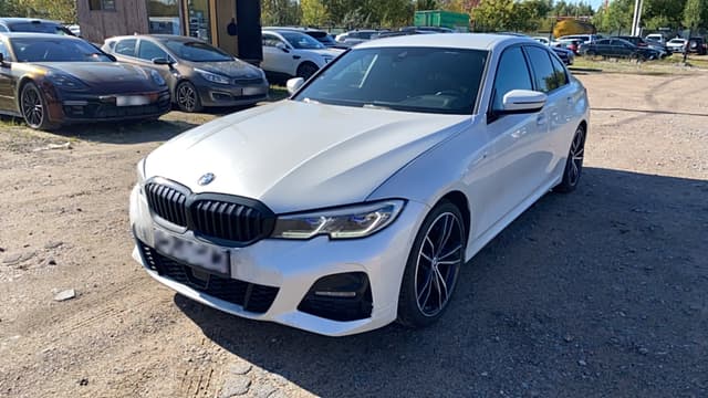 BMW 3 серия - 1
