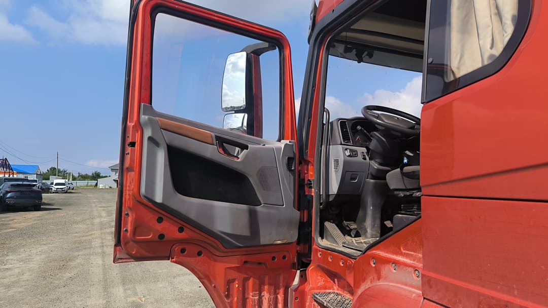 Shacman (Shaanxi) SX* 6x4 Седельный тягач - 8