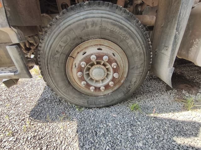 Howo ZZ* 6x4 Самосвал - 7