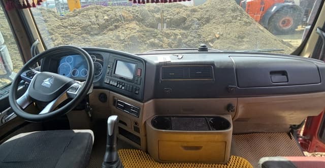 Howo ZZ* 8x4 Самосвал - 5