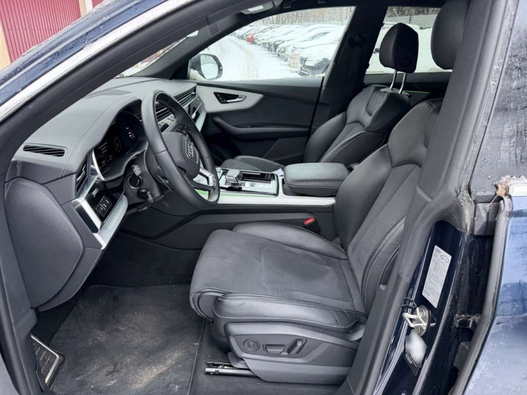 Audi Q8 - 6