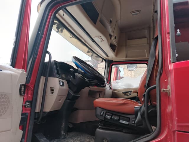 Shacman (Shaanxi) SX* 4x2 Седельный тягач - 6