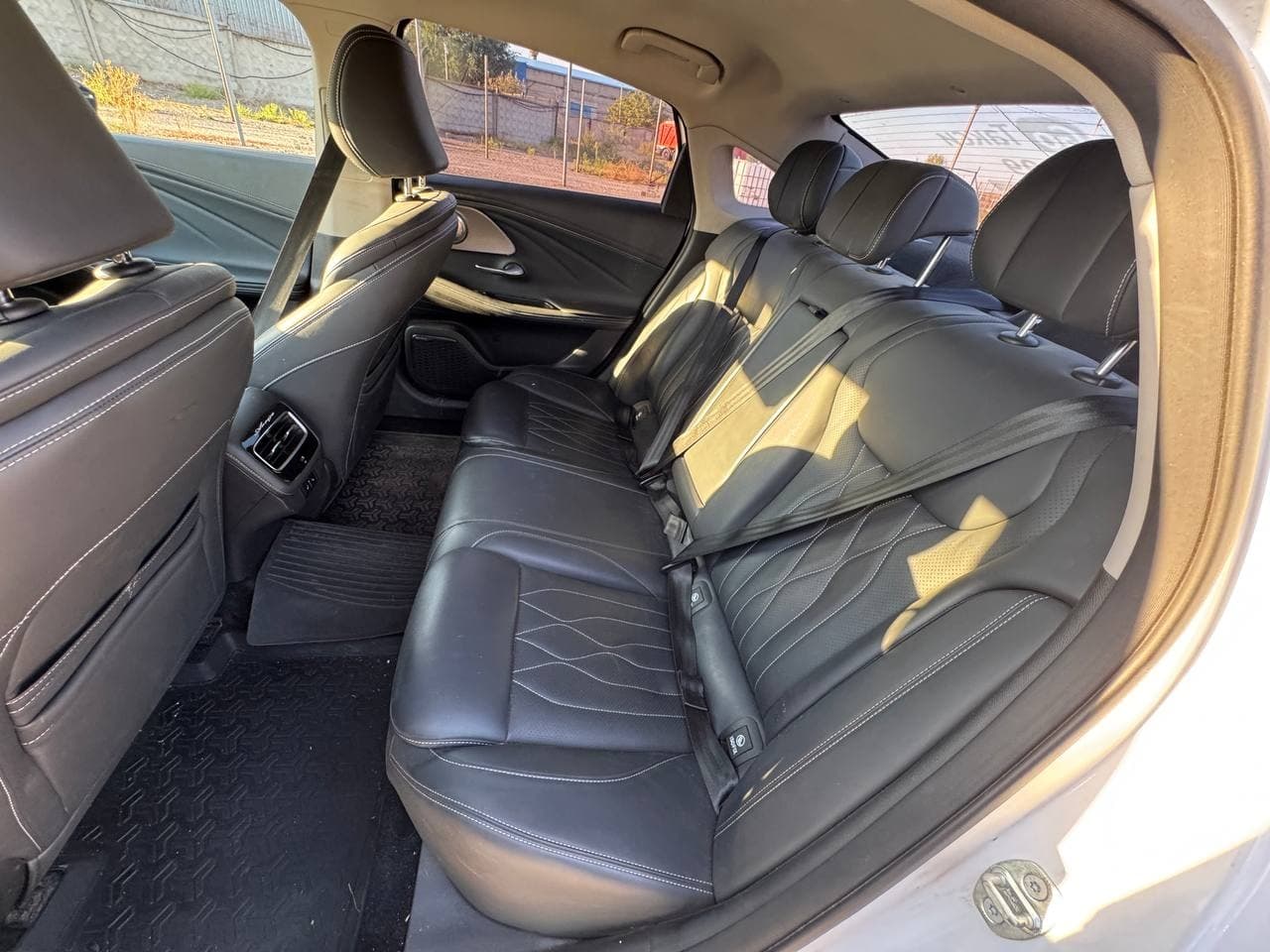 Chery ARRIZO 8 - 9