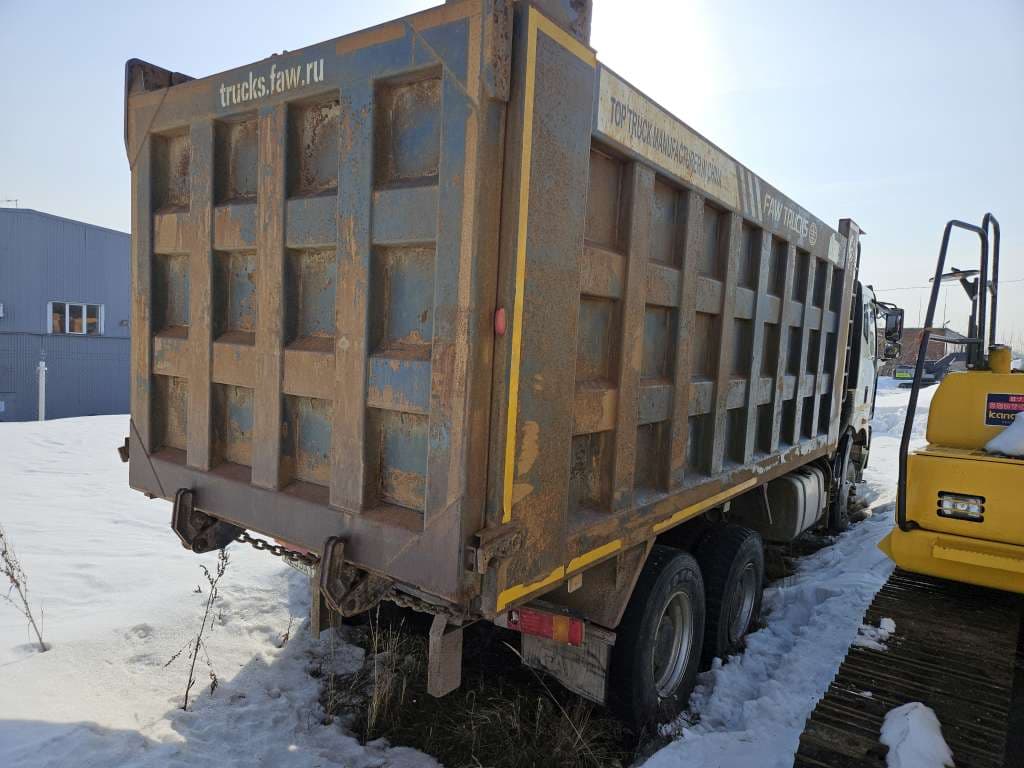 FAW J6* 6x4 Самосвал - 3
