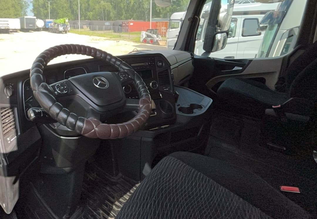 Mercedes-Benz Actros 4x2 Седельный тягач - 3