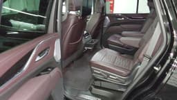 Cadillac Escalade - 8