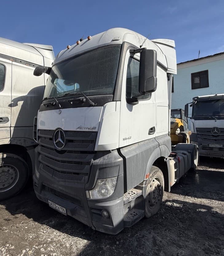 Mercedes-Benz Actros 4x2 Седельный тягач - 1