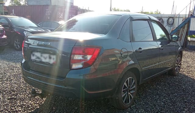 Lada Granta седан - 3