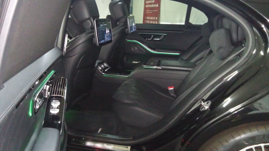Mercedes-Benz S седан - 9