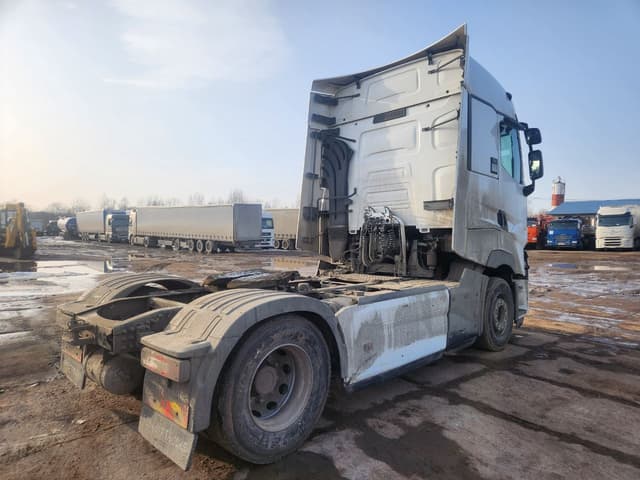 Renault T 4x2 Седельный тягач - 3
