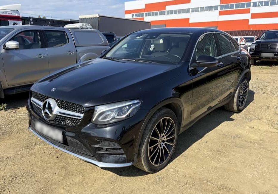 Mercedes-Benz GLC - 1