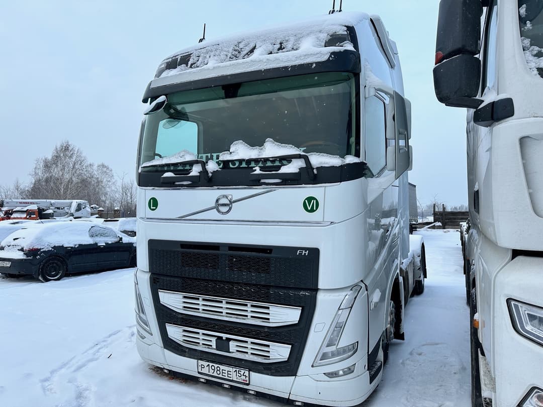 Volvo FH 4x2 Седельный тягач - 1