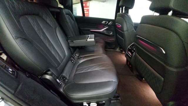 BMW X7 - 8