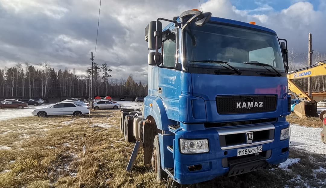 Камаз 65802 6x6 Седельный тягач - 2