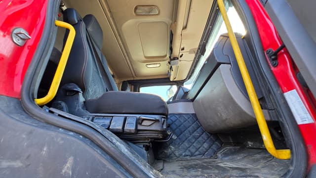 Scania G 8x4 Самосвал - 9