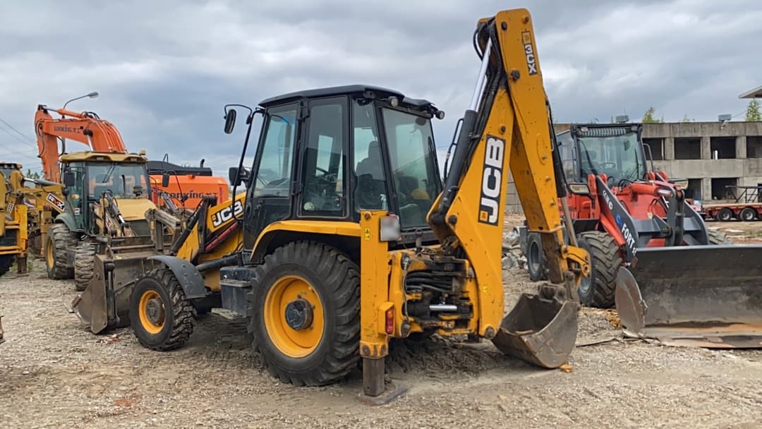 JCB 3CX Экскаватор-погрузчик - 4