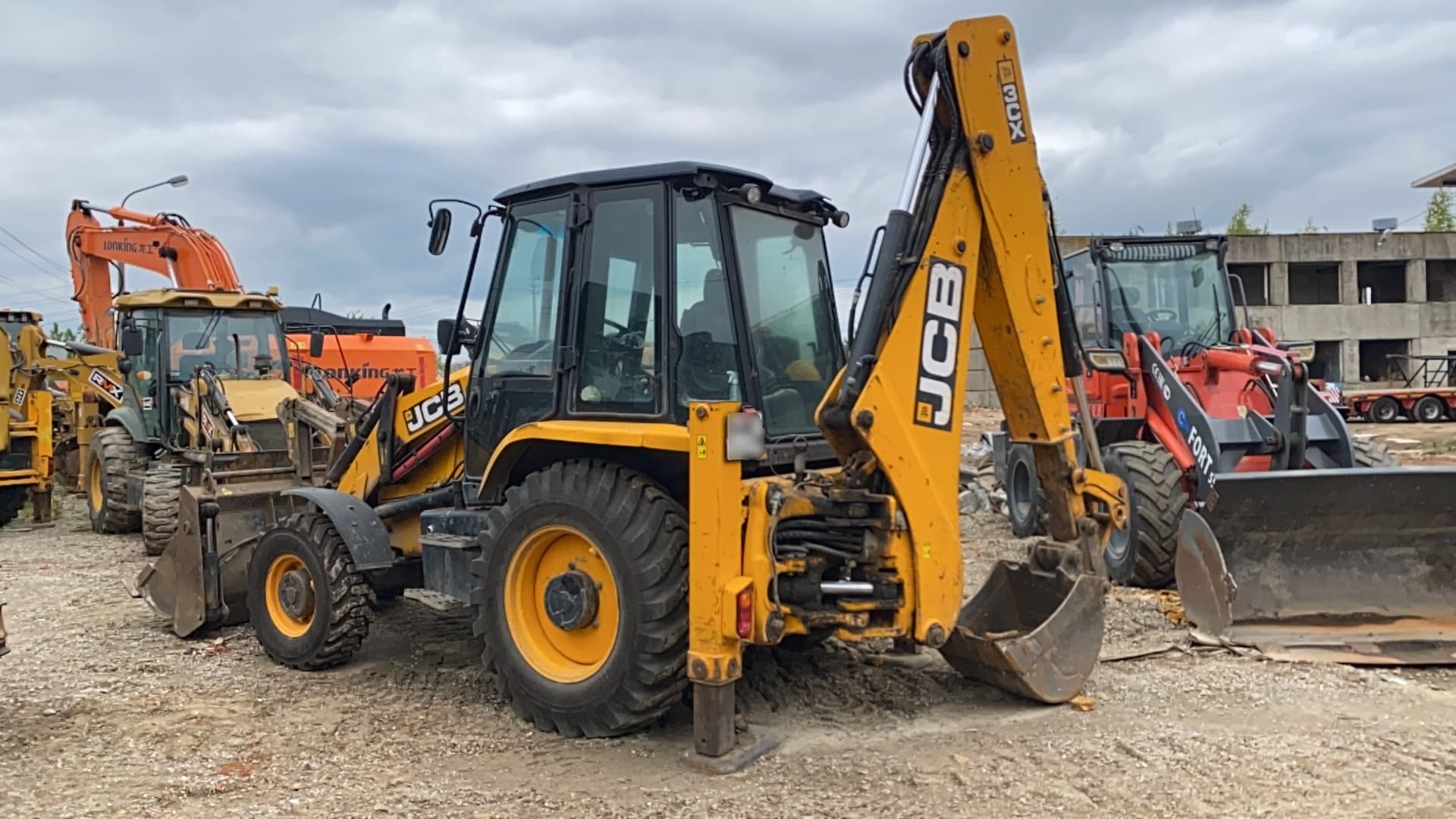 JCB 3CX Экскаватор-погрузчик - 4
