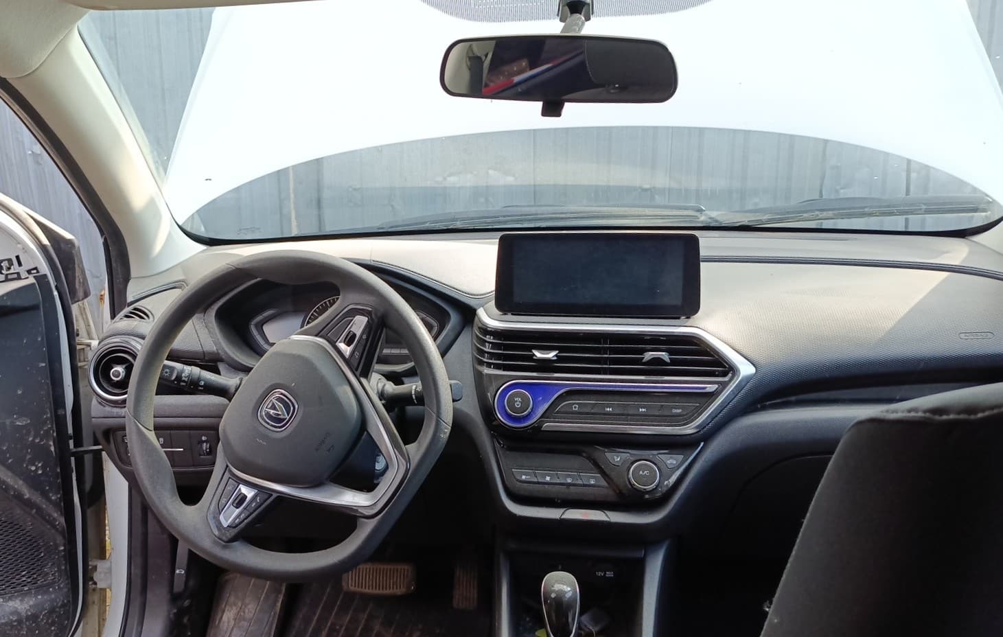 Changan Alsvin - 5