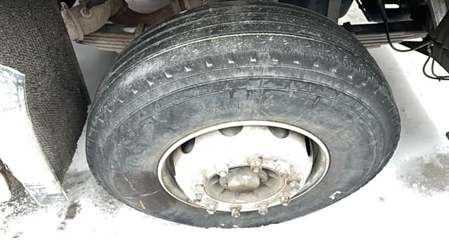 Howo ZZ* 8x4 Самосвал - 10