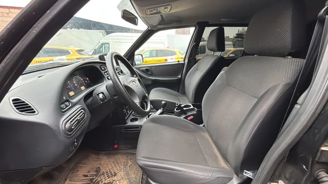 Lada Niva Travel - 5