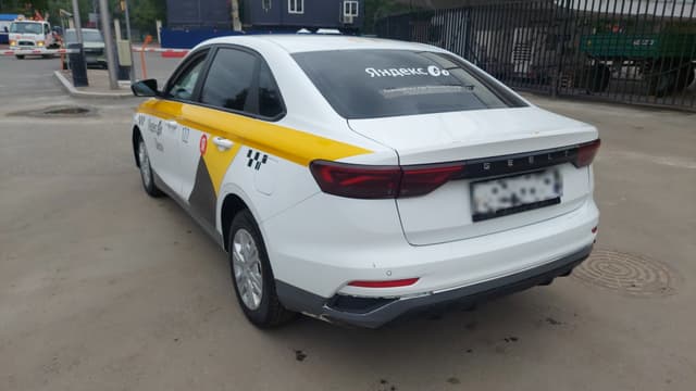 Geely EMGRAND - 4