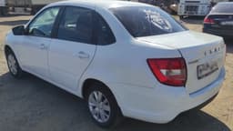 Lada Granta седан - 4