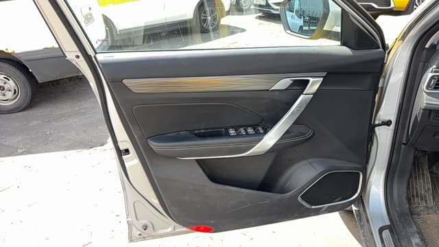 Geely Atlas Pro - 8