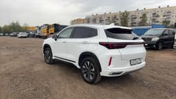 Exeed LX - 4