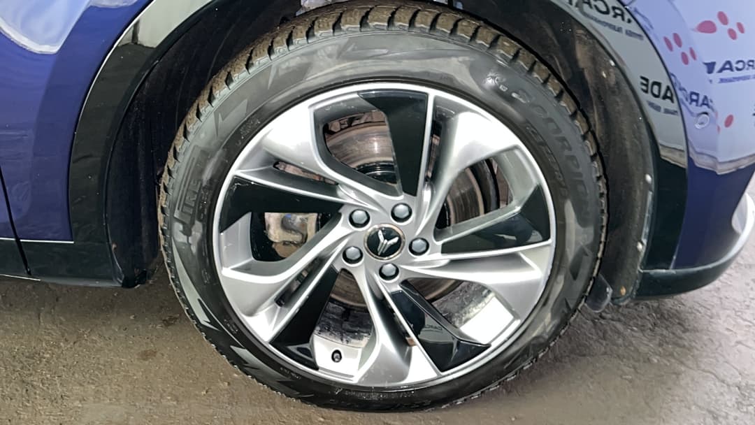 Voyah Free - 10