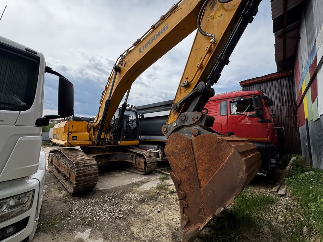 Liugong CL G936E Экскаватор - 2