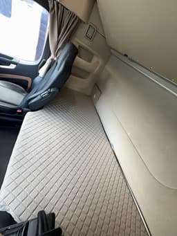 Shacman (Shaanxi) SX* 4x2 Седельный тягач - 8