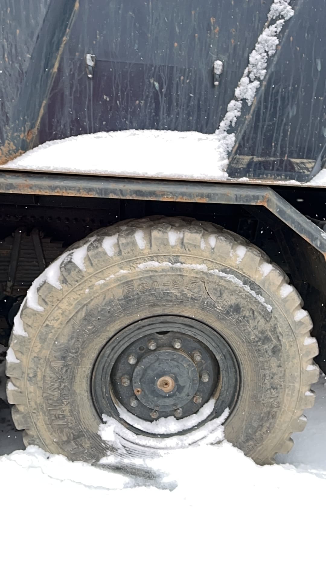 Завод Спецмаш SM02* на шасси Ural 6370 6x6 Самосвал - 8