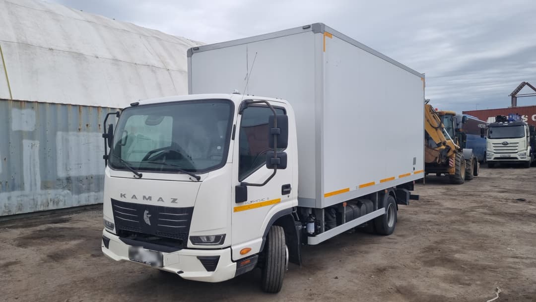 Автомеханический Завод 5758* на шасси КамАЗ 43089 4x2 Изотермический/рефрижератор - 1