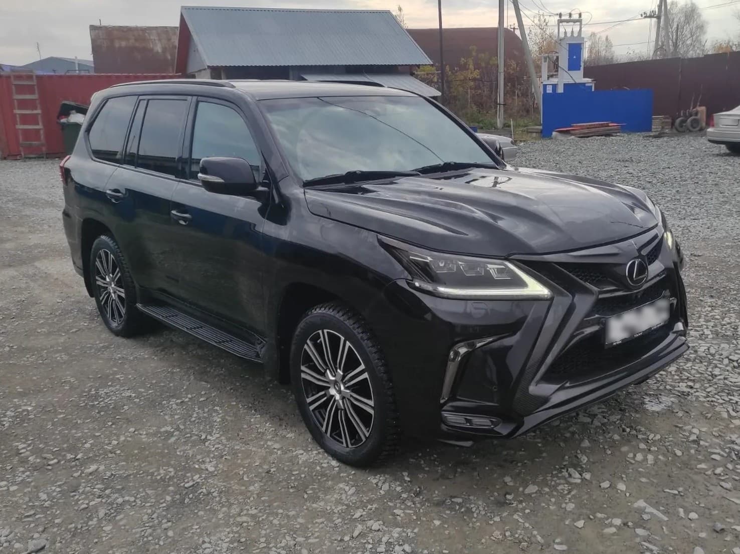 Lexus LX 450d - 2