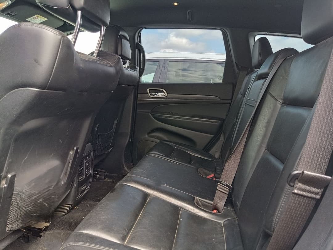 Jeep Grand Cherokee - 9