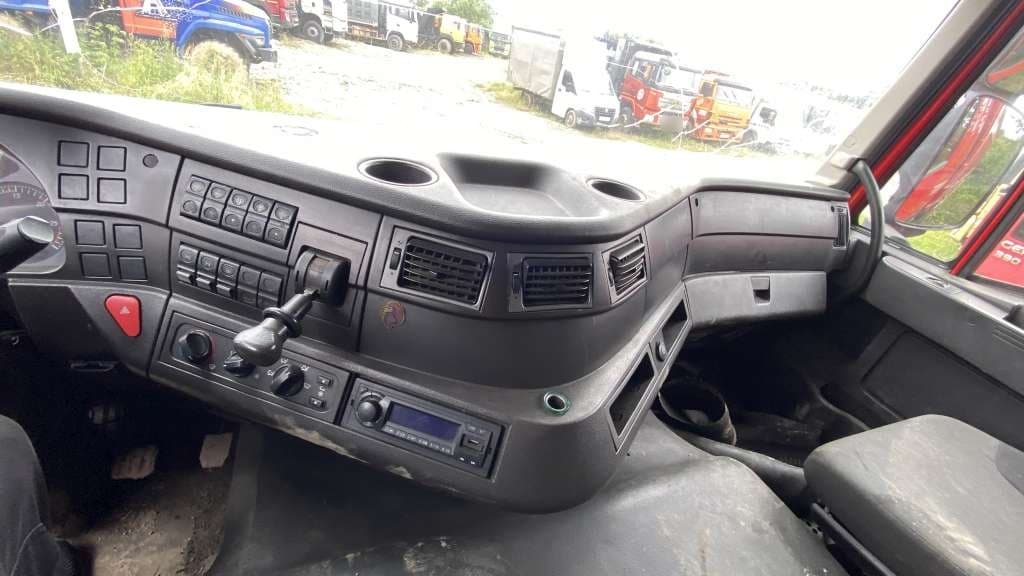 Hongyan CQ3406HV39 8x4 Самосвал - 5