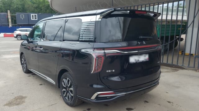 Hongqi HQ9 - 4