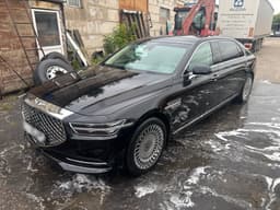Genesis G90L - 1