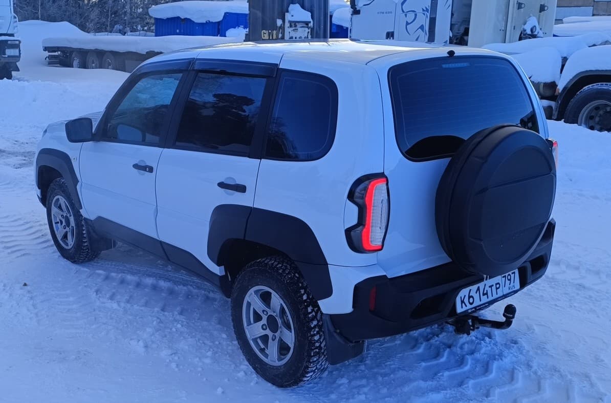 Lada Niva Travel - 4