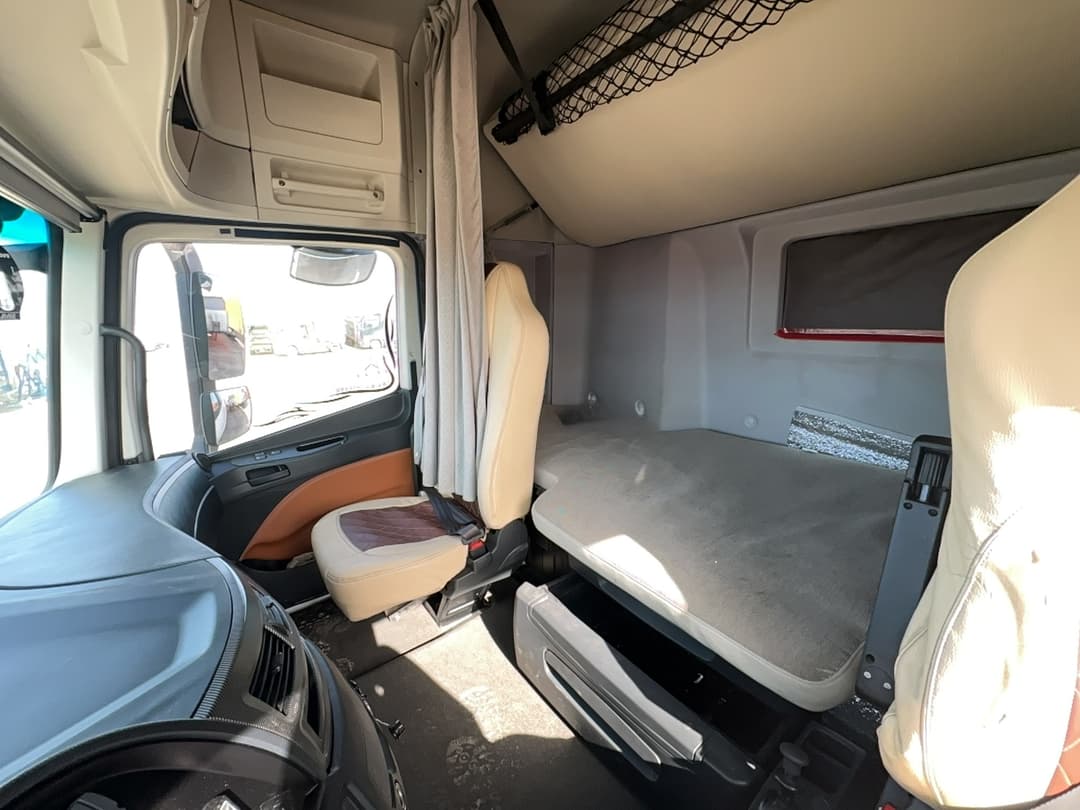 Foton AUMAN 4x2 Седельный тягач - 9