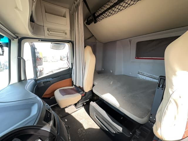 Foton AUMAN 4x2 Седельный тягач - 9